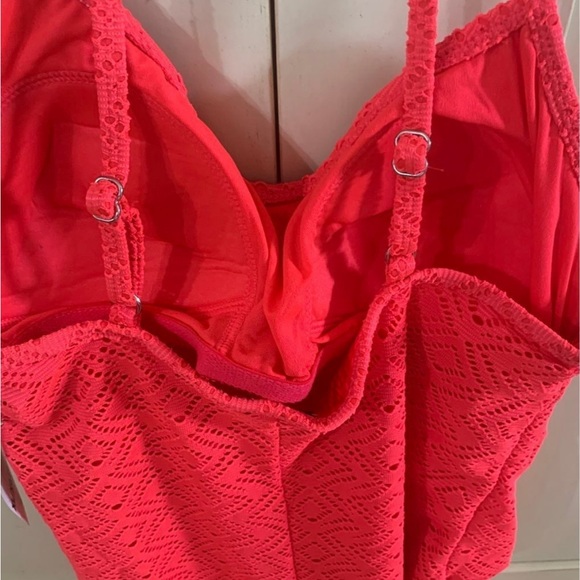 NWT swimsuit - Picture 3 of 5